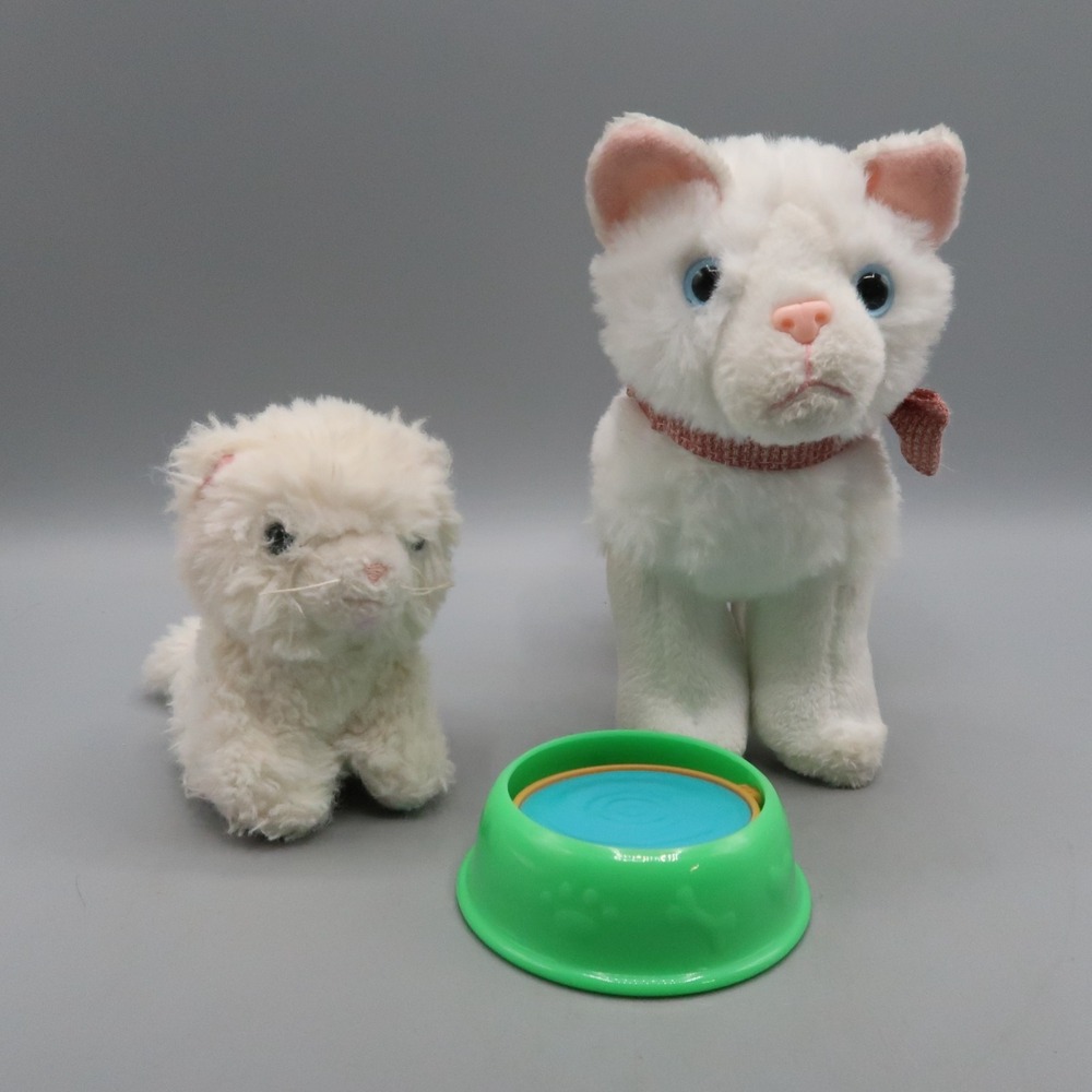American Girl Doll White Cat Fettuccine & Our Generation Kitten Pet Lot of 2 Toy